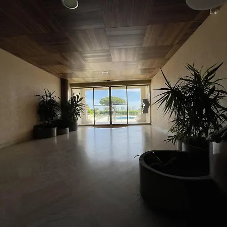 شقة Avec Piscine Et Parking - - Fr-1-246-658 *